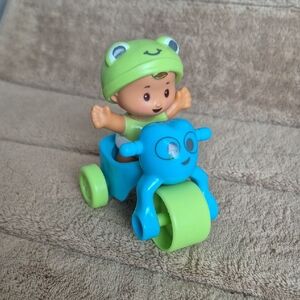 Little People Bundle N Play Toy Motorcycle with Rider
